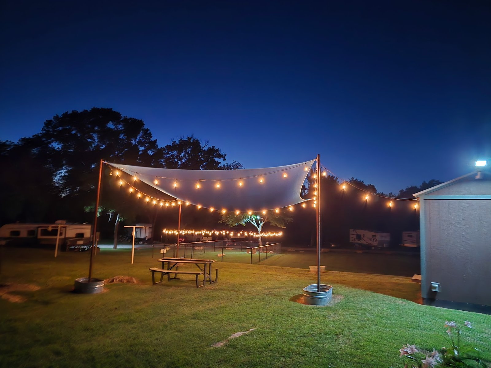 Picnic Acre Next To The Free Laundromat